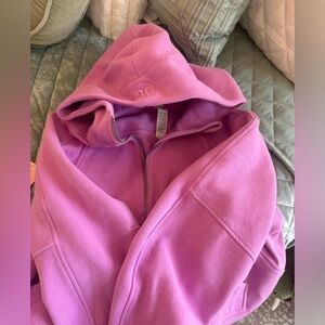 Women’s lululemon full zip scuba